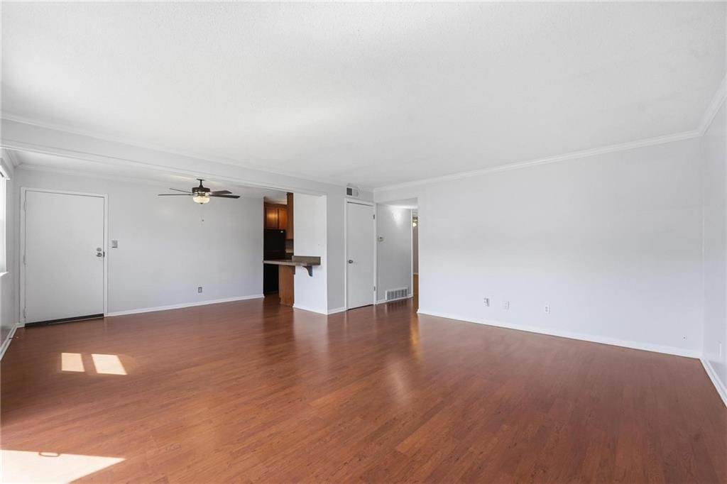 6232 Robinson Street — photo 4