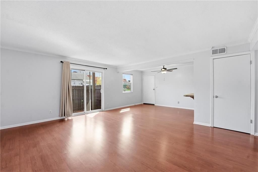 6232 Robinson Street — photo 5