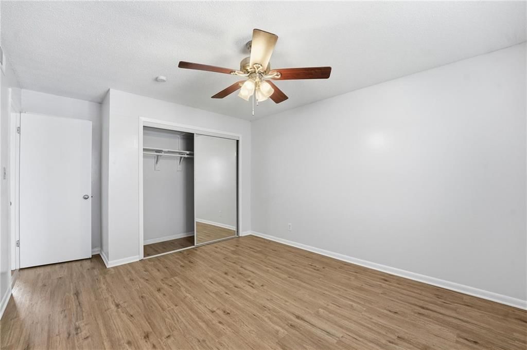 6232 Robinson Street — photo 11