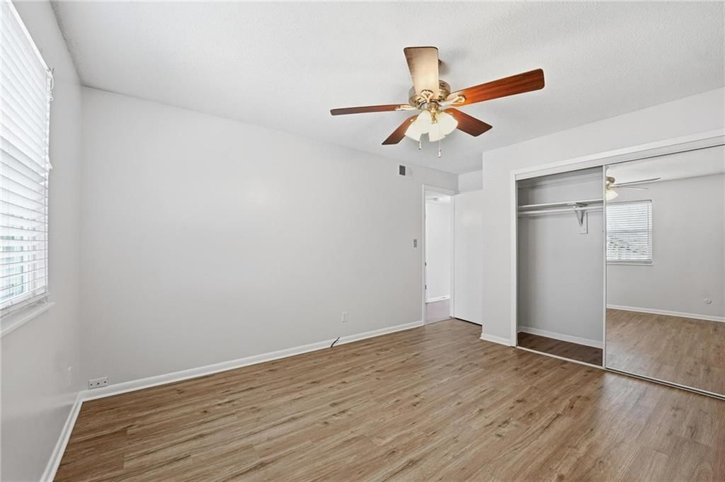 6232 Robinson Street — photo 12