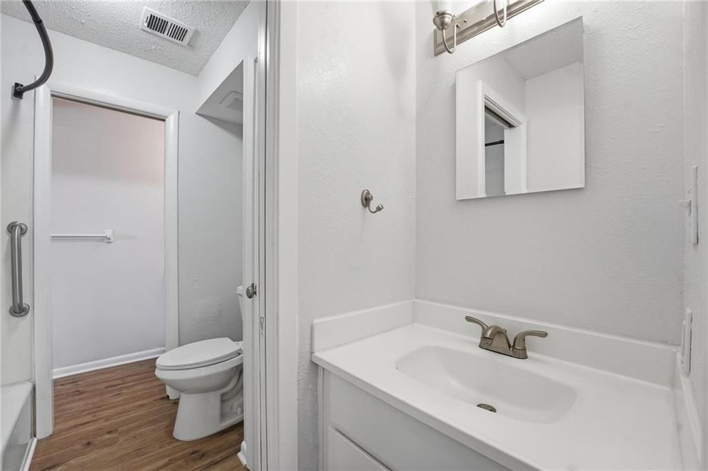 6232 Robinson Street — photo 14