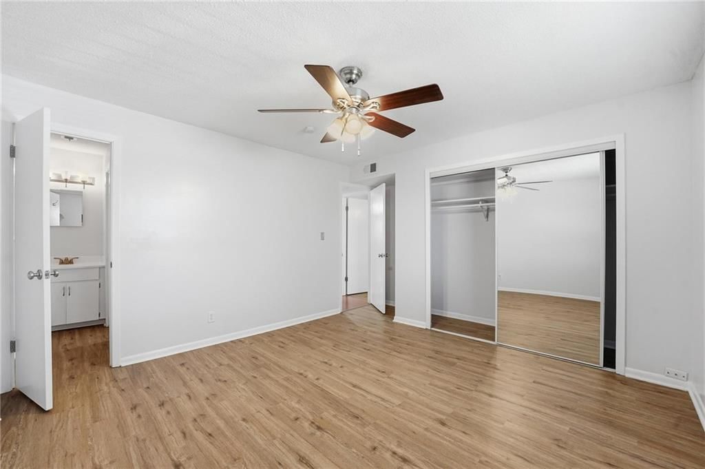 6232 Robinson Street — photo 16