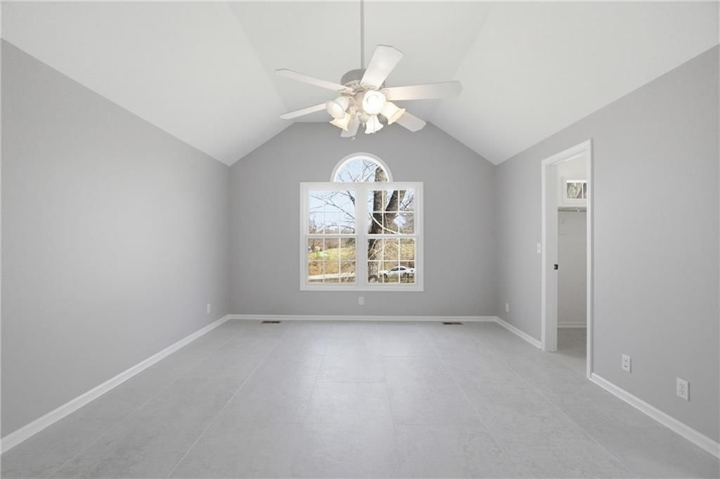 12221 Hubbard Road — photo 14