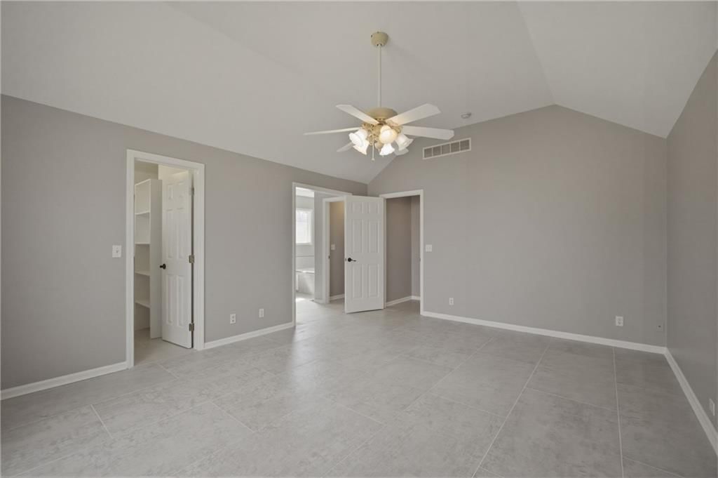 12221 Hubbard Road — photo 15