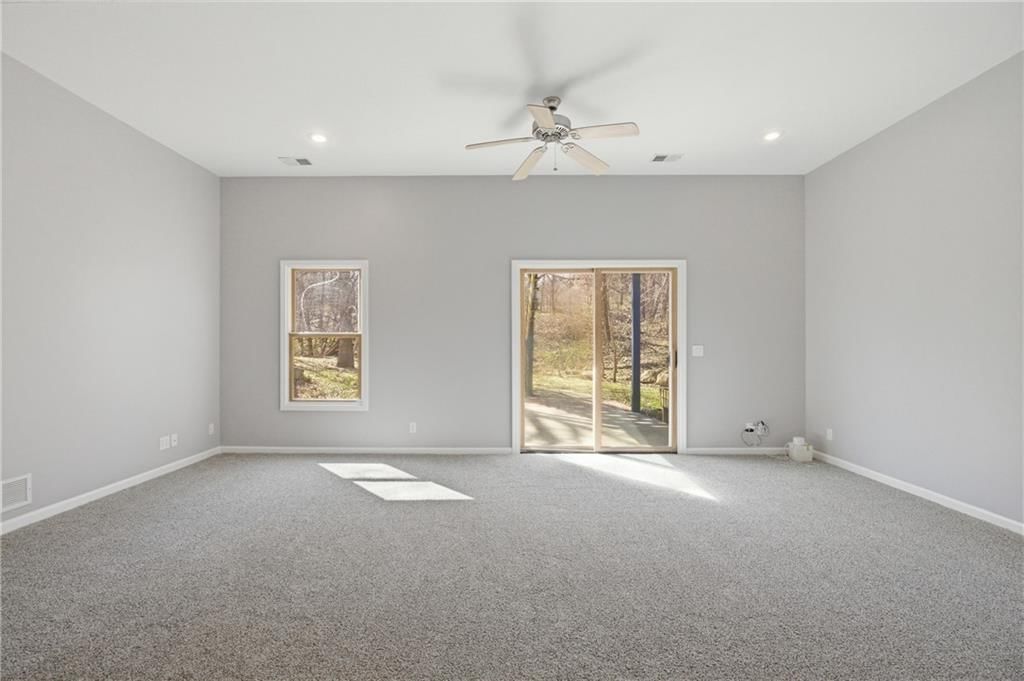 12221 Hubbard Road — photo 23