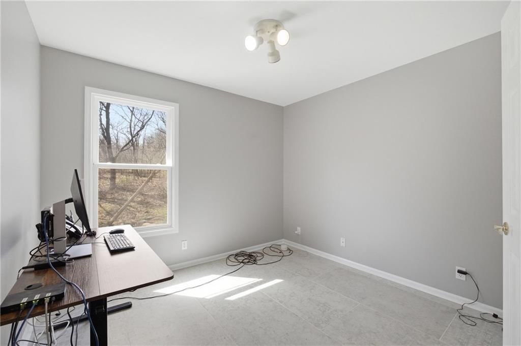 12221 Hubbard Road — photo 31