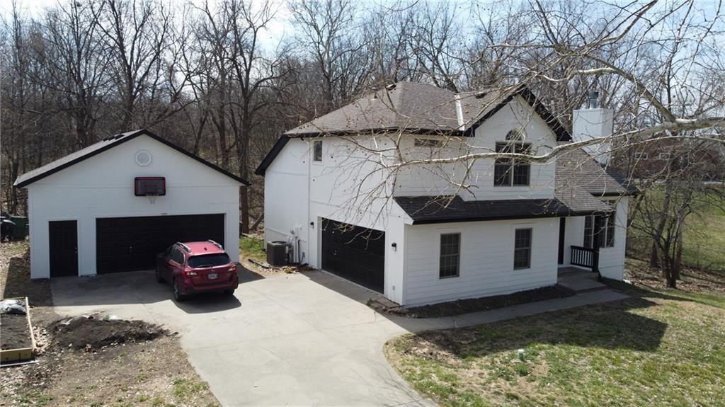 12221 Hubbard Road — photo 37