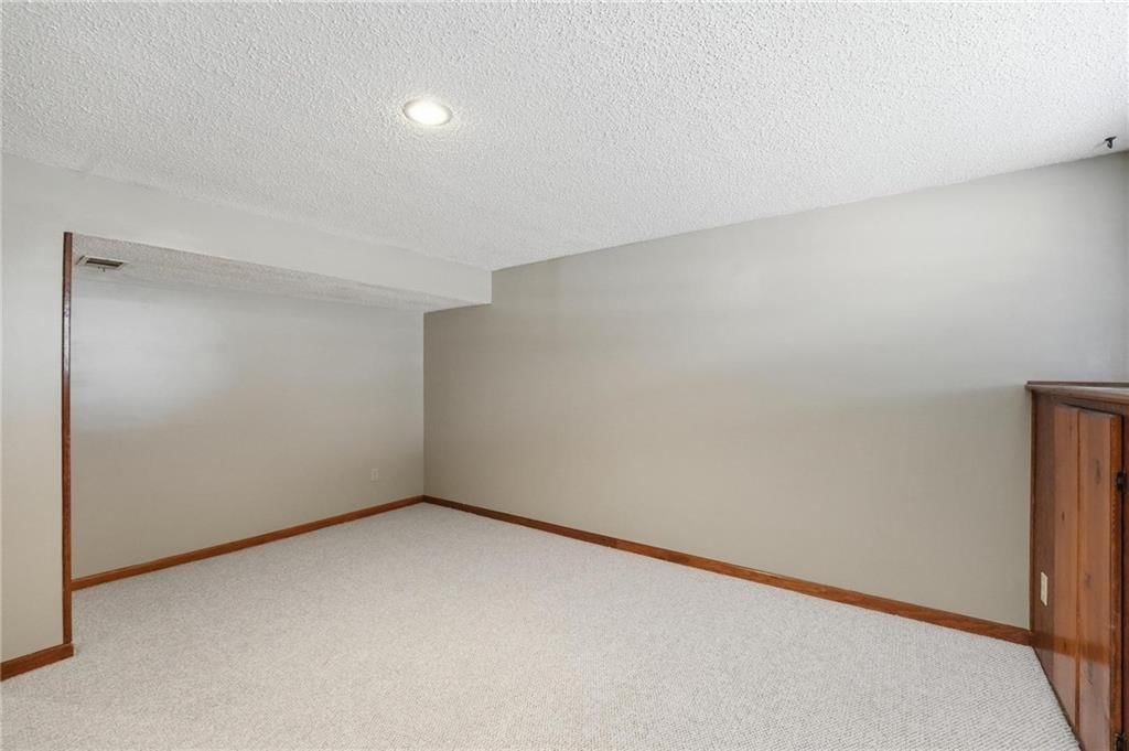 906 NE 67th Place — photo 21
