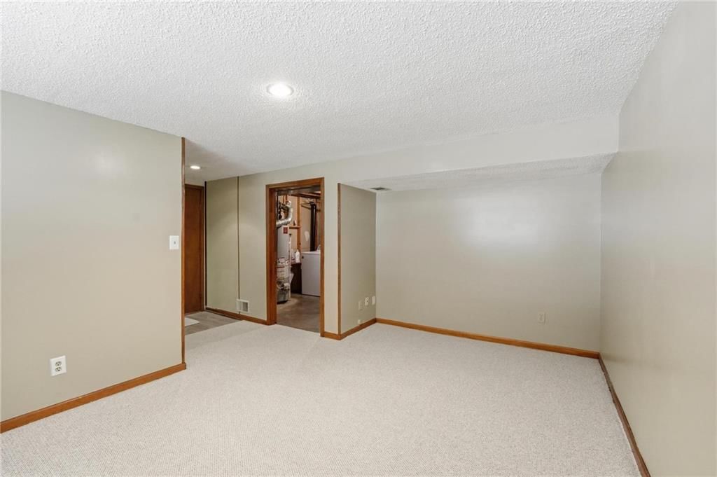 906 NE 67th Place — photo 22