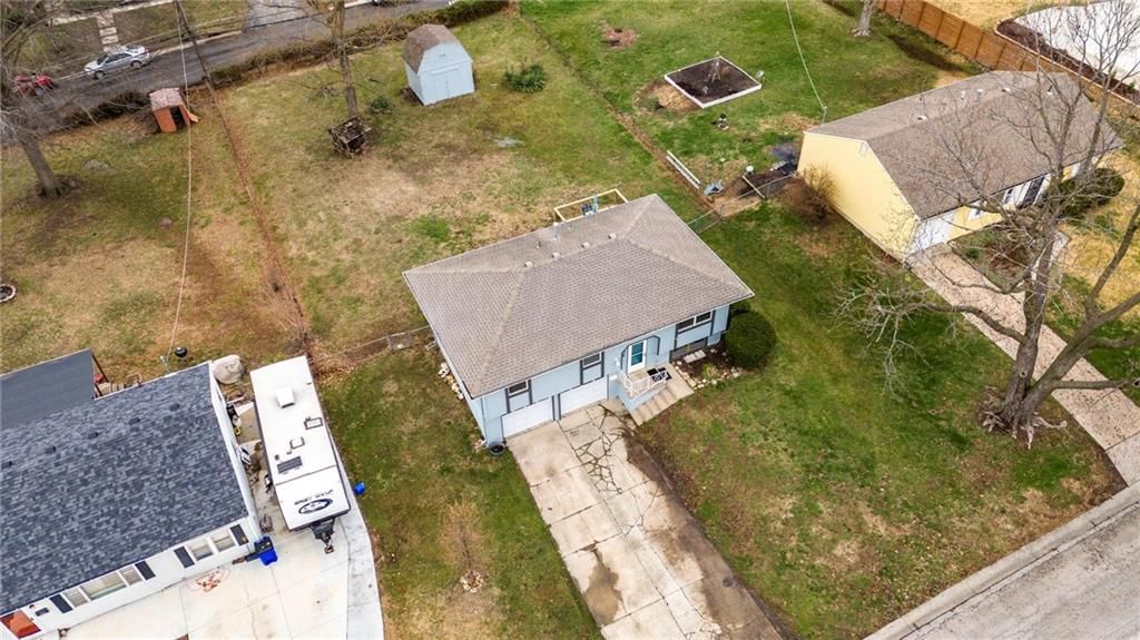 906 NE 67th Place — photo 38