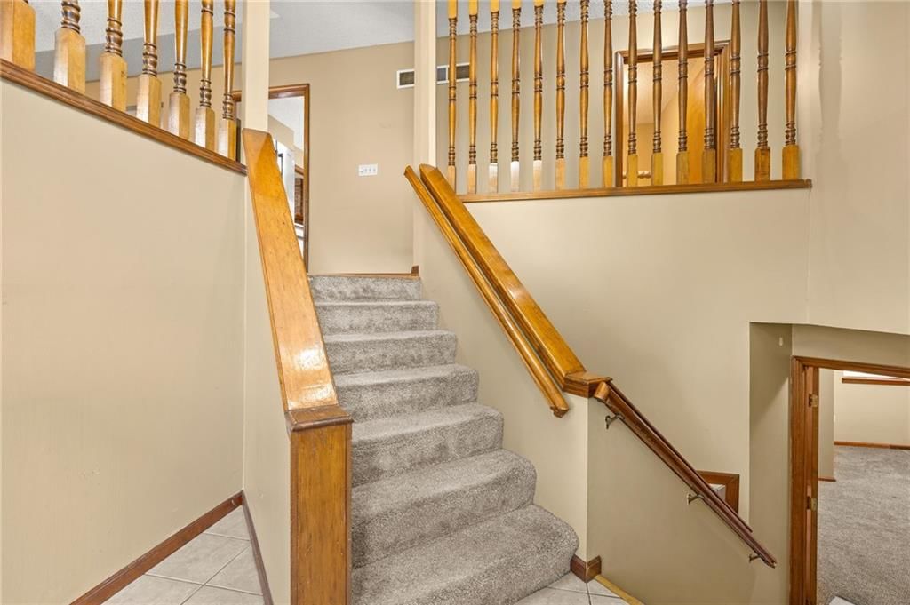 600 NE Sunny Creek Lane — photo 5