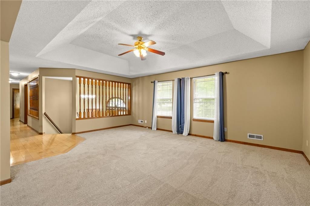 600 NE Sunny Creek Lane — photo 8