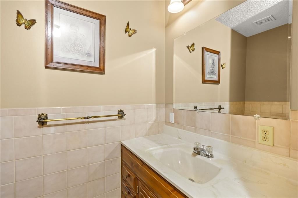 600 NE Sunny Creek Lane — photo 22