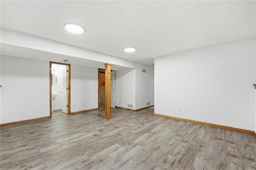 8 NW 102nd Street — photo 25
