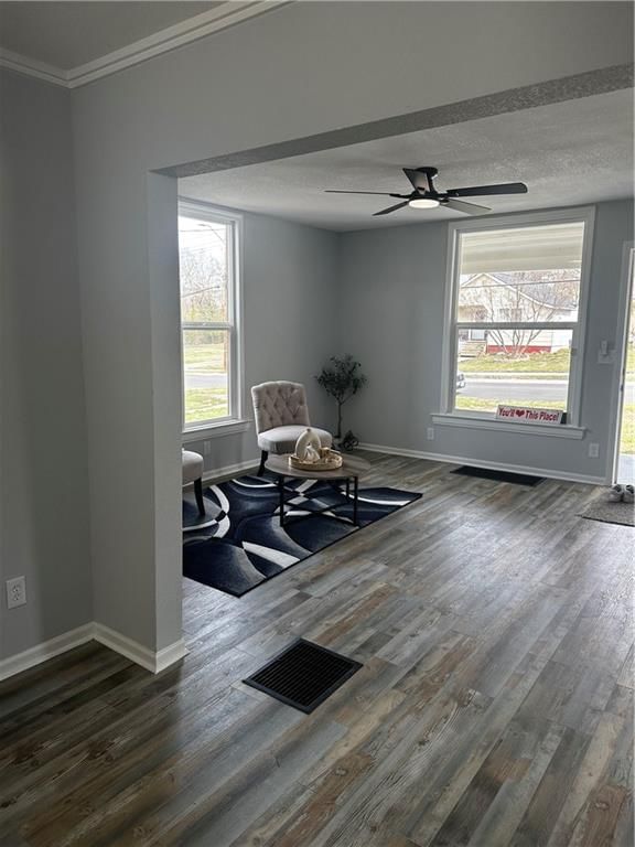 826 S Cottage Street — photo 4
