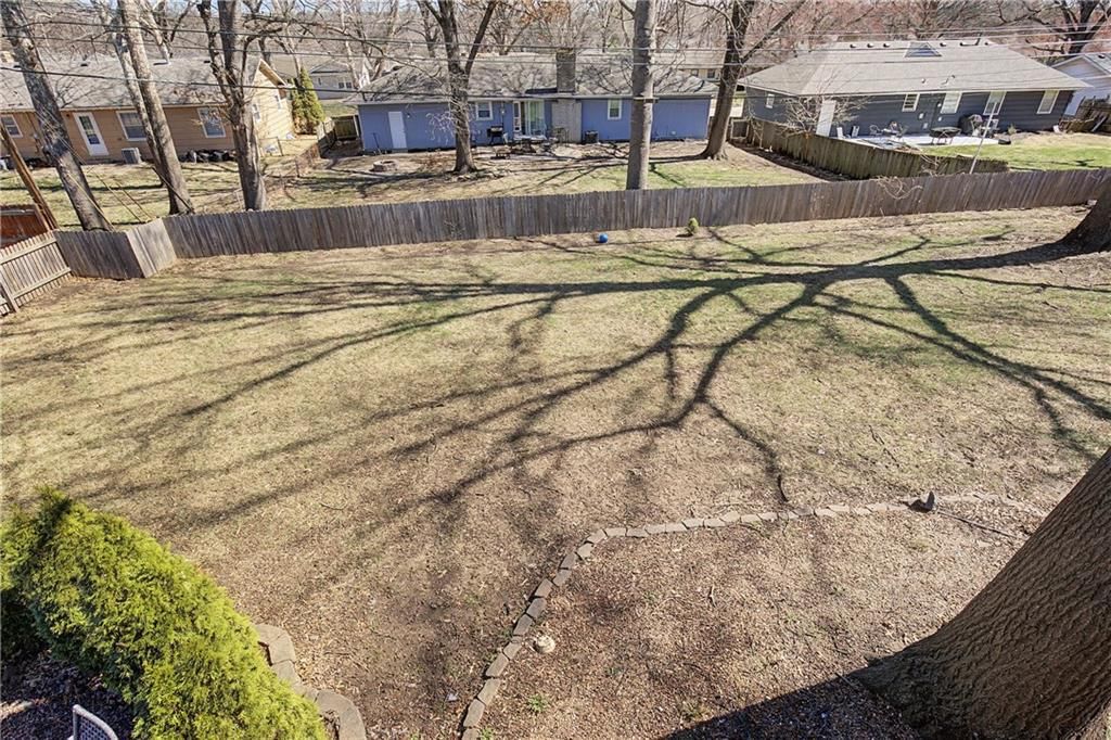 9923 Tracy Avenue — photo 21