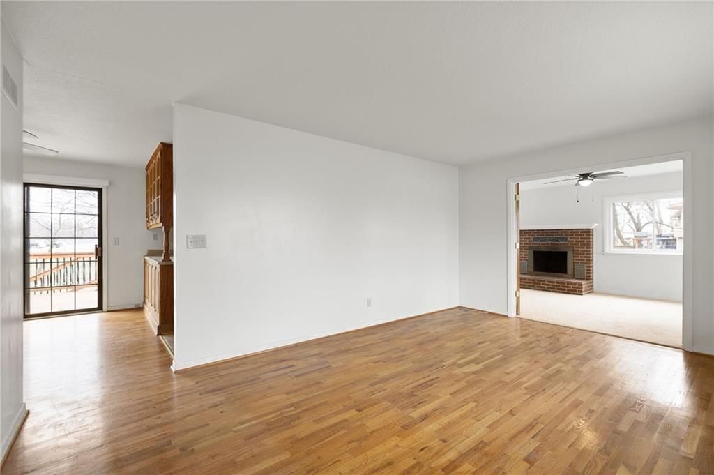302 Knoll Drive — photo 5
