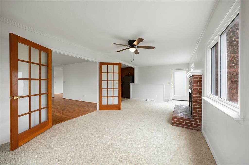 302 Knoll Drive — photo 10