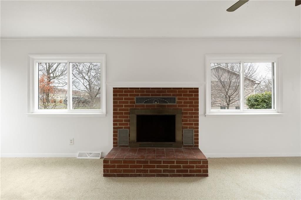 302 Knoll Drive — photo 11