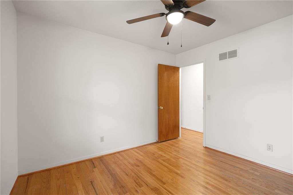 302 Knoll Drive — photo 20