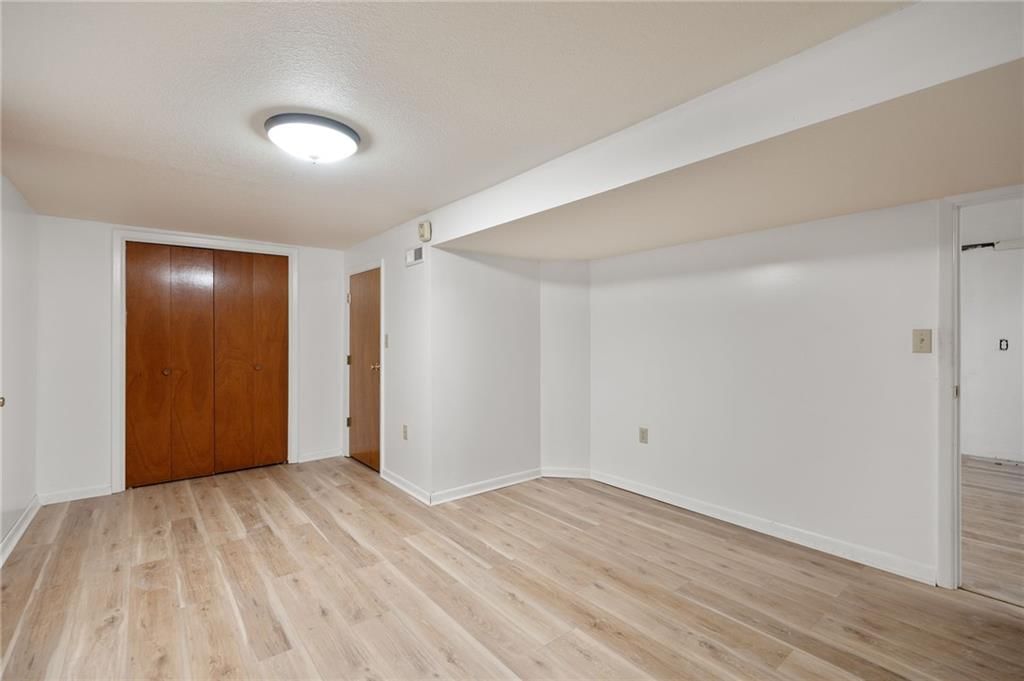 302 Knoll Drive — photo 30