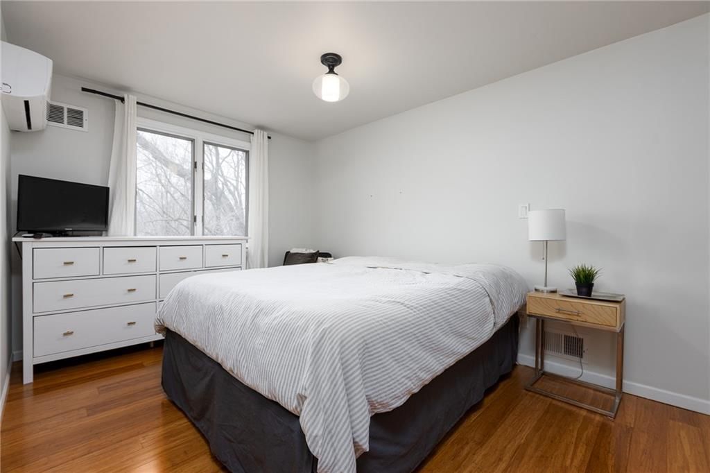 1826 NW WOODLAND Road — photo 31