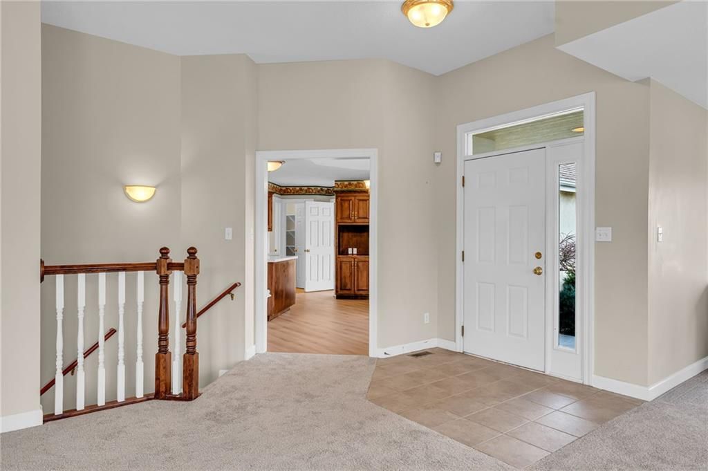 948 SW Woodbridge Court — photo 6