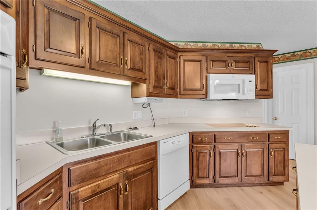 948 SW Woodbridge Court — photo 14