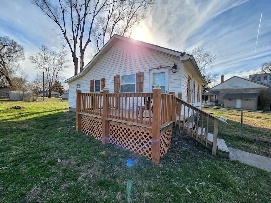 1712 Martha Street — photo 2