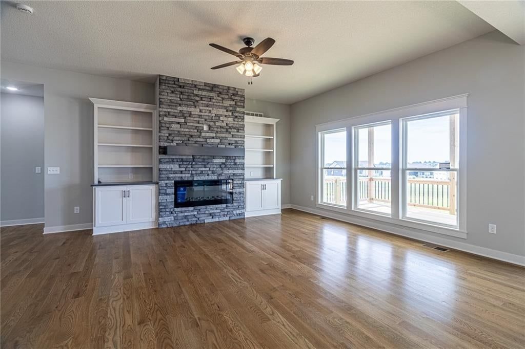 4700 Woodland Shores Court — photo 6