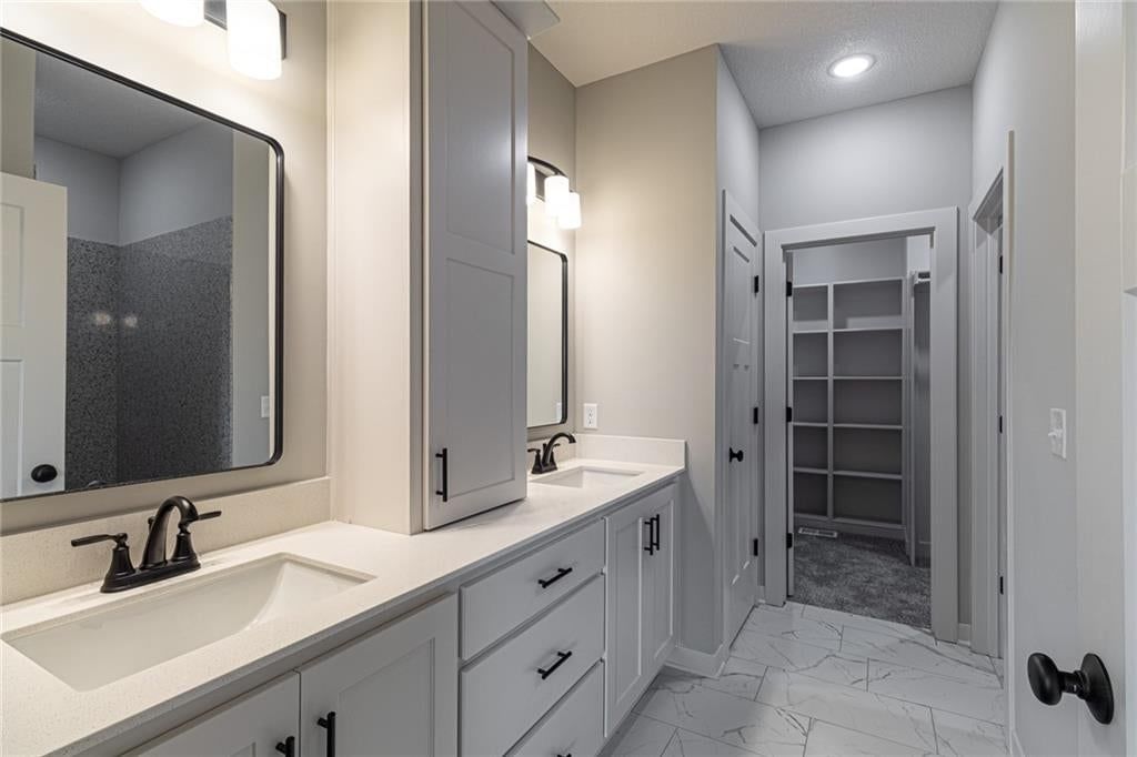 4700 Woodland Shores Court — photo 17