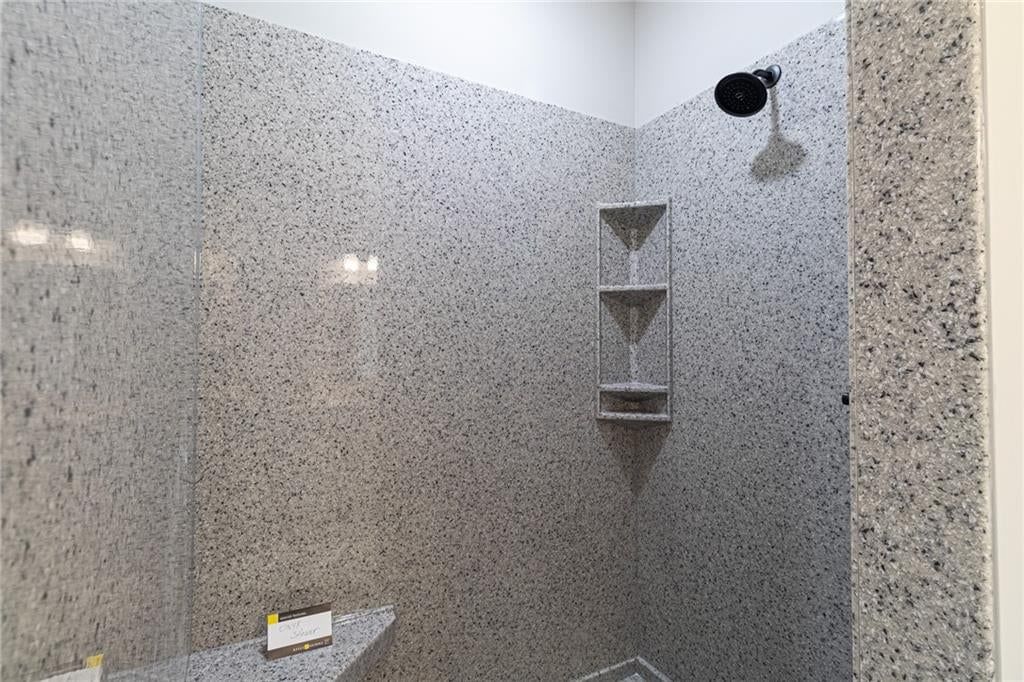 4700 Woodland Shores Court — photo 18