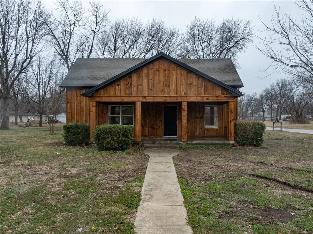 411 W Cedar Street, Cherokee, KS