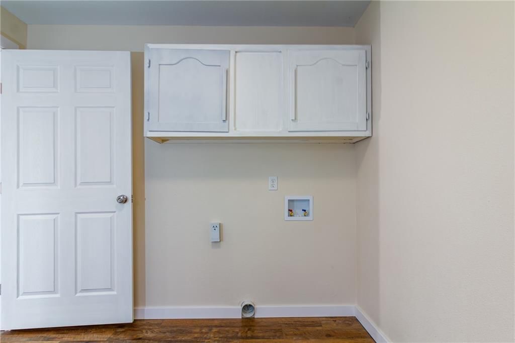 411 W Cedar Street — photo 14
