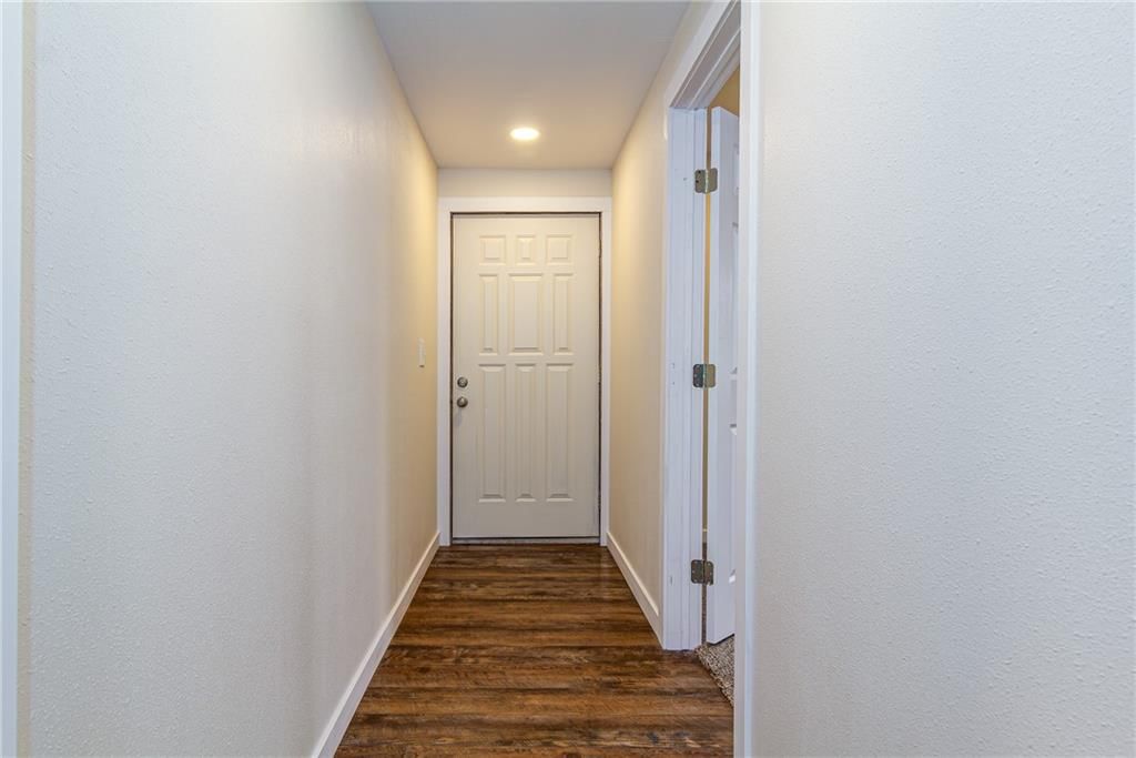 411 W Cedar Street — photo 24