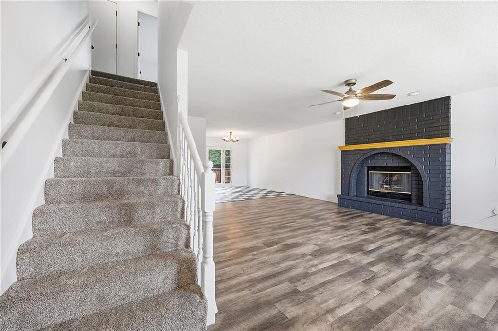 15326 Lynn Road — photo 3