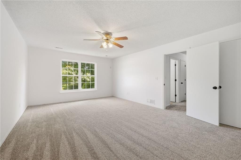 15326 Lynn Road — photo 19