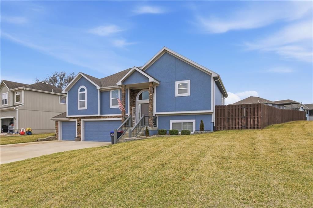 16640 Ruby Way — photo 2