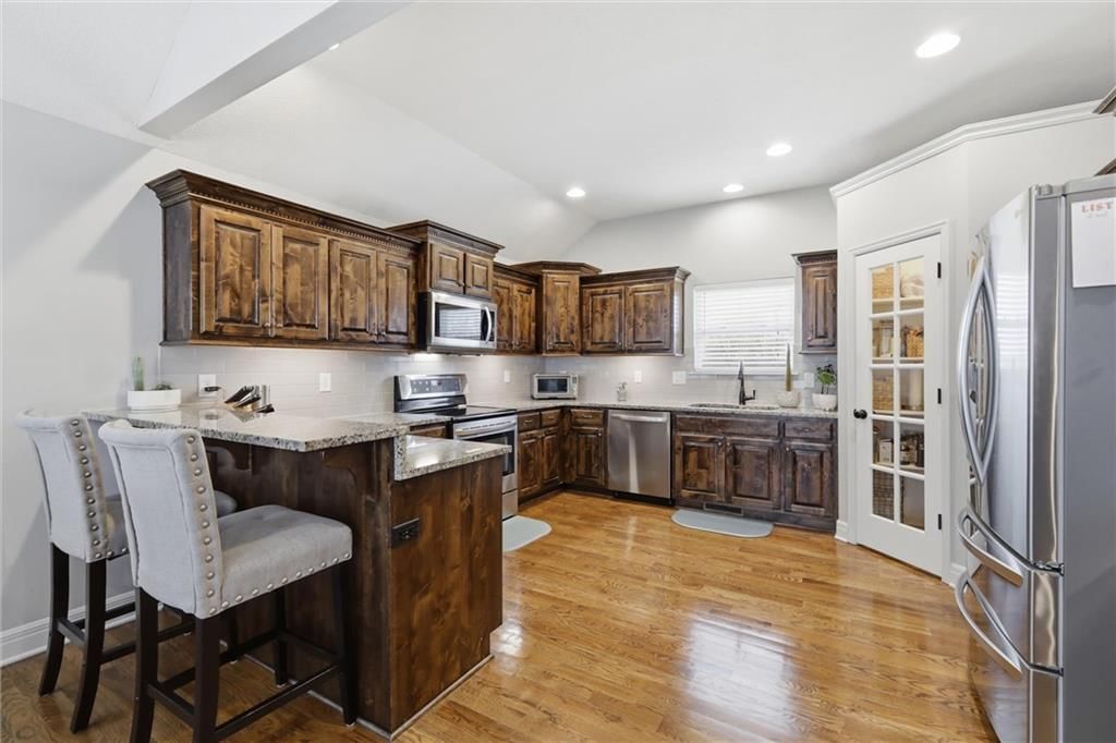 16640 Ruby Way — photo 10