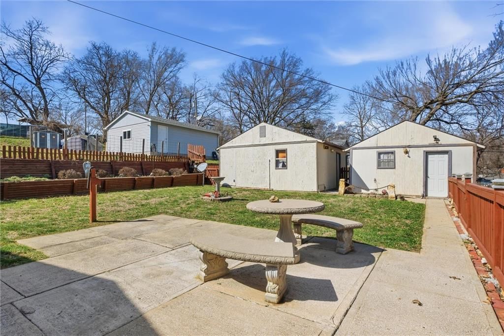1307 Santa Fe Street — photo 28