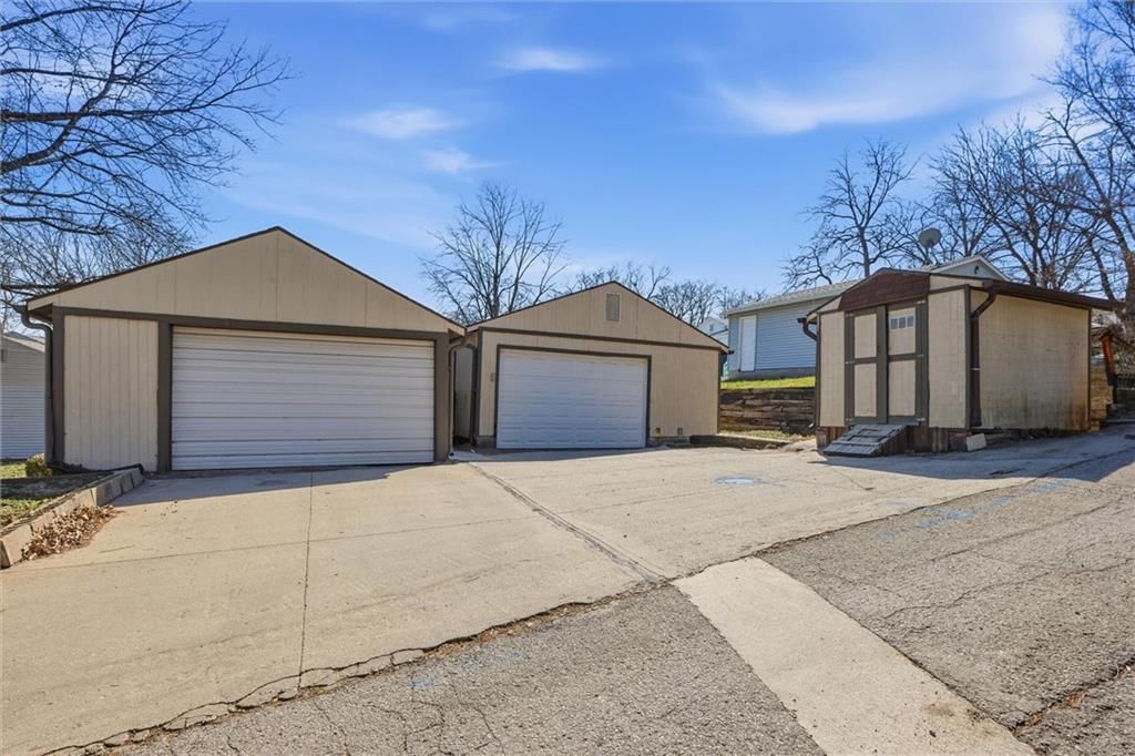 1307 Santa Fe Street — photo 31