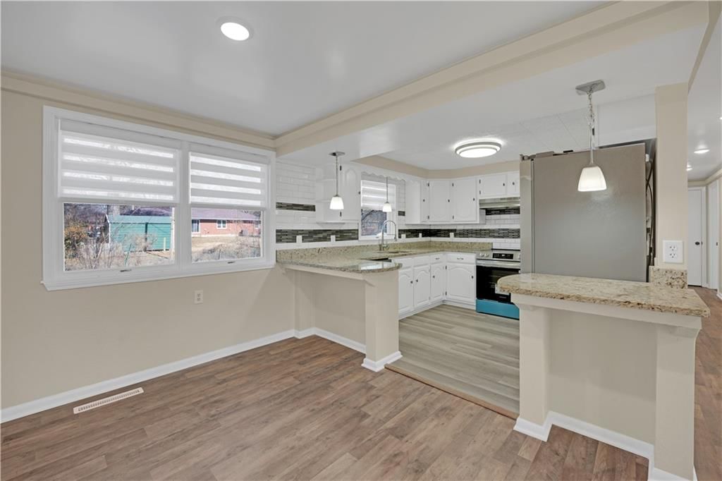 2404 Albert Lee Avenue — photo 6