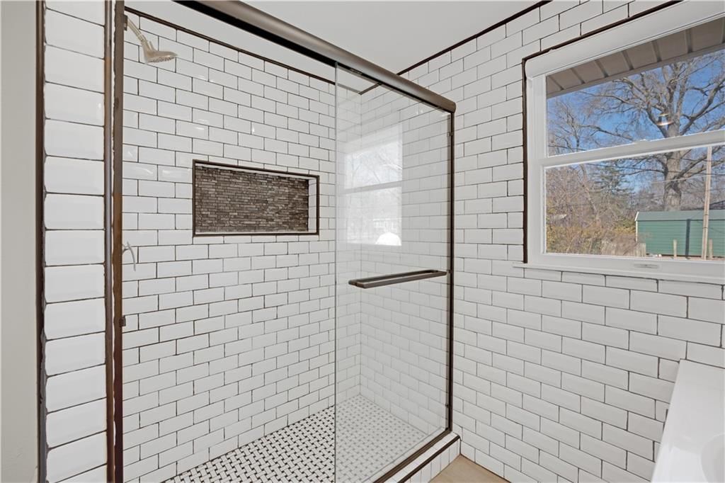 2404 Albert Lee Avenue — photo 22