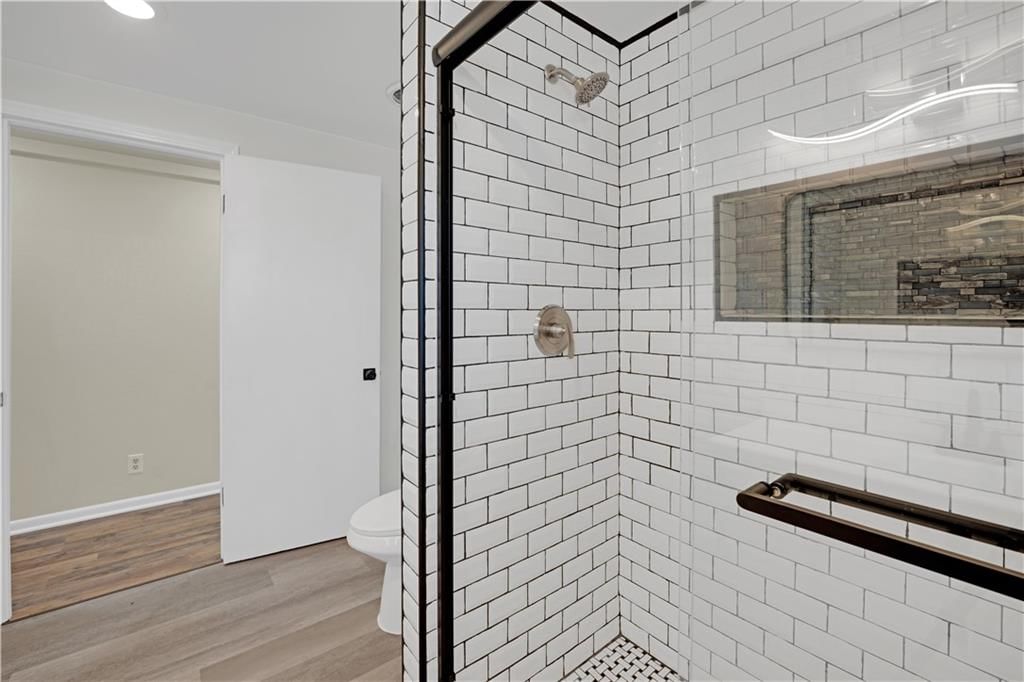 2404 Albert Lee Avenue — photo 23