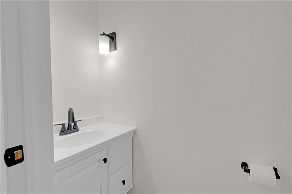 2404 Albert Lee Avenue — photo 29