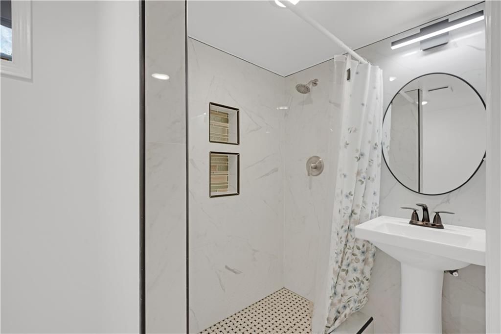 2404 Albert Lee Avenue — photo 49