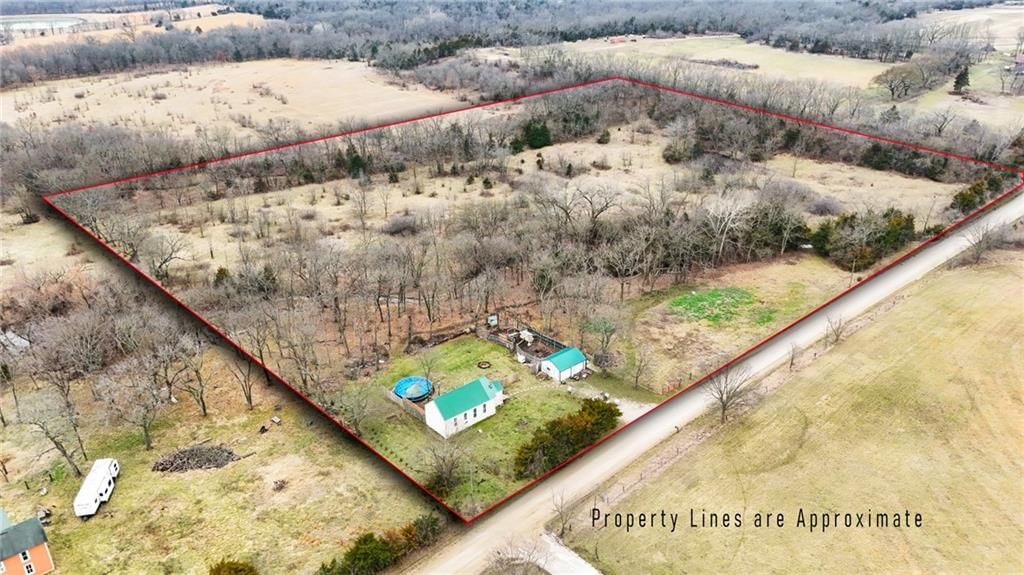 286 Labette Road — photo 25