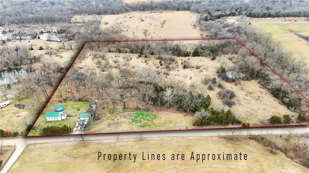 286 Labette Road — photo 26
