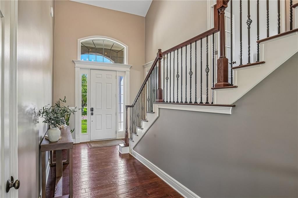 5418 W 161st Terrace — photo 4