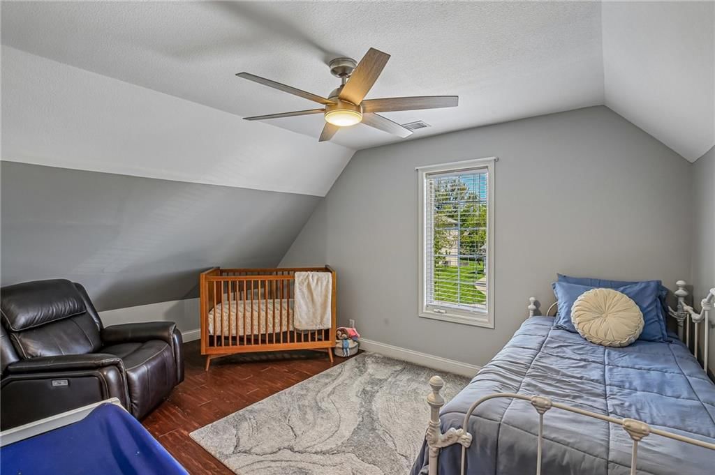 5418 W 161st Terrace — photo 36